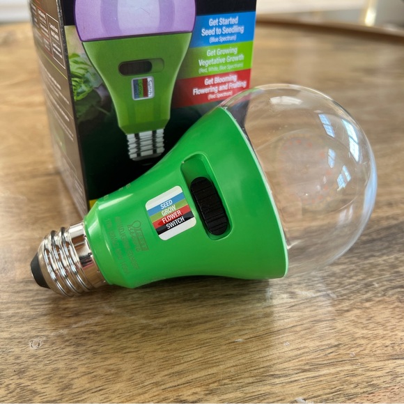 Adjustable Spectrum Plant Grow Light - Picture 5 of 6